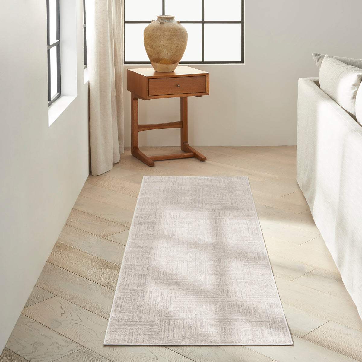 CK024 Irradiant IRR01 Silver Rug - room scene