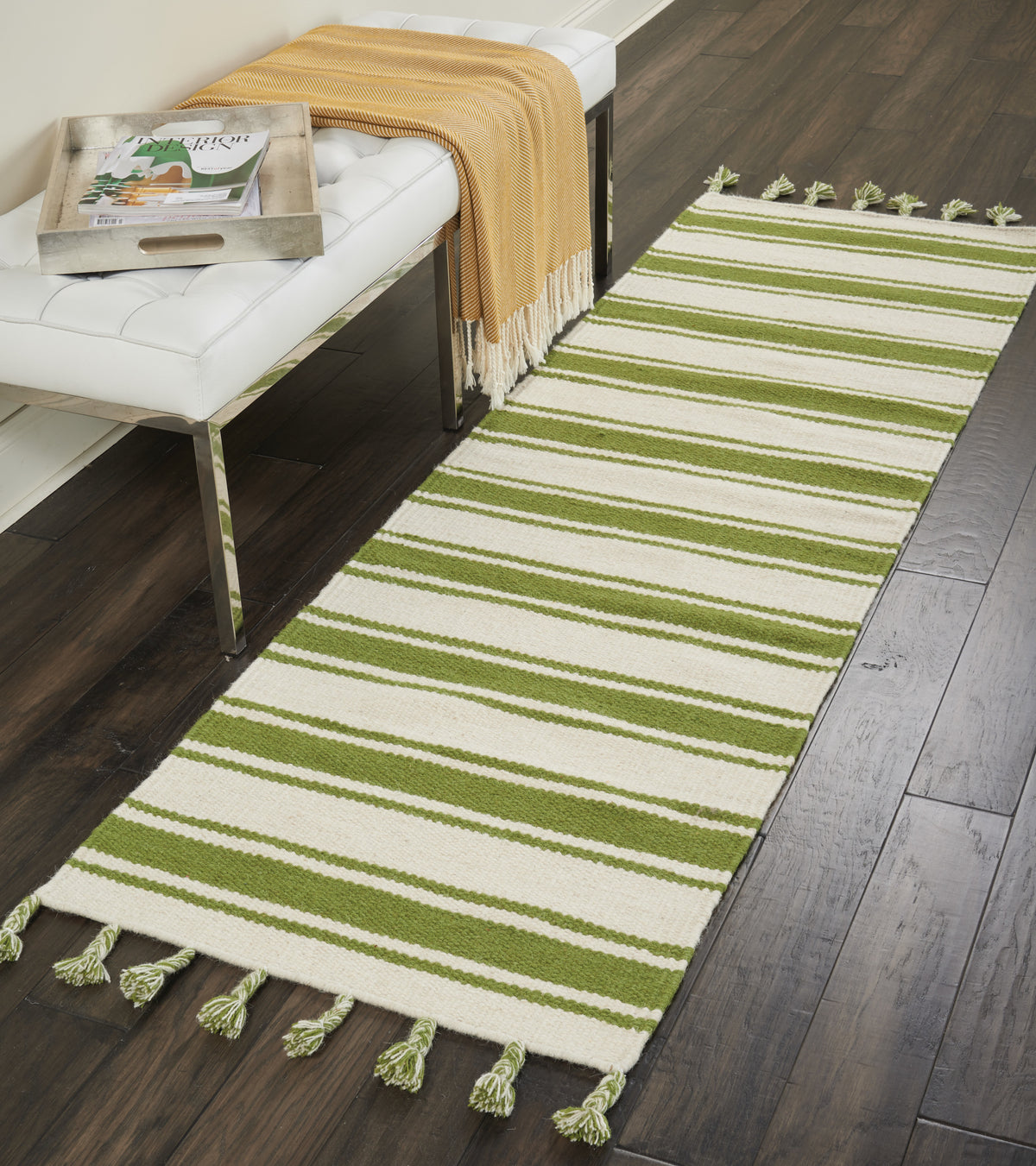 Rio Vista DST01 Ivory Green Rug - room scene