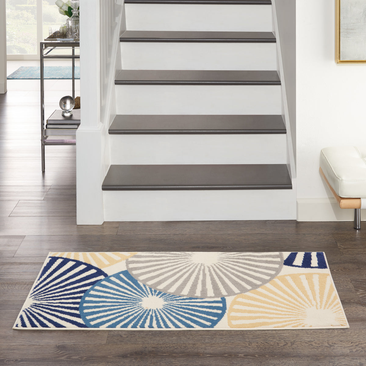 Grafix GRF20 White Rug - room scene