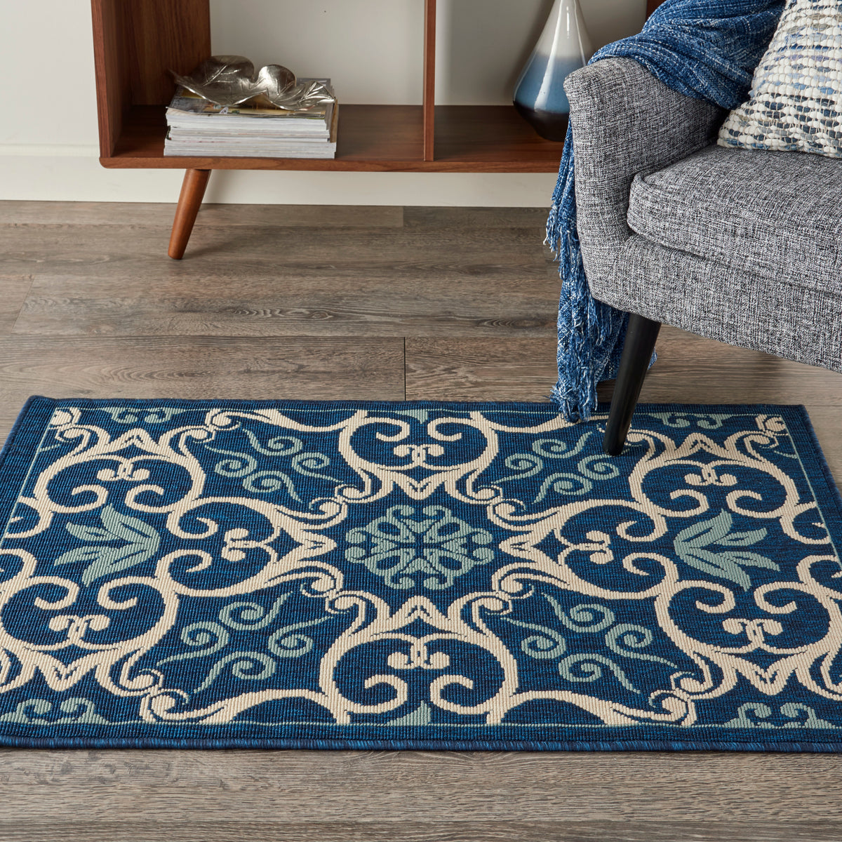 Caribbean CRB02 Navy Rug - room scene