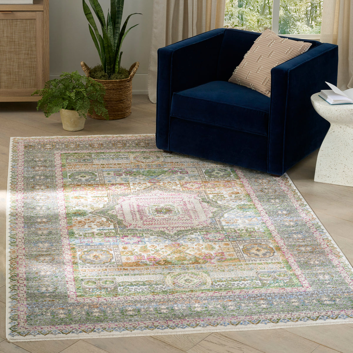 Vintage Harmony VHH02 Multicolor Rug - room scene