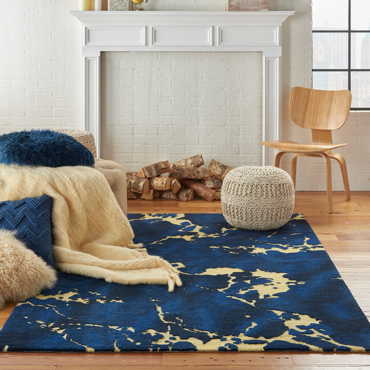 Symmetry SMM09 Navy Rug - room scene