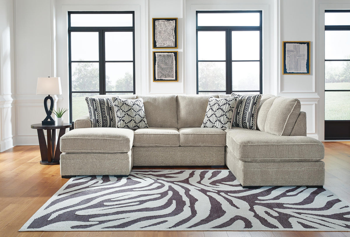 Calnita 2-Piece Sectional with Chaise Velvet