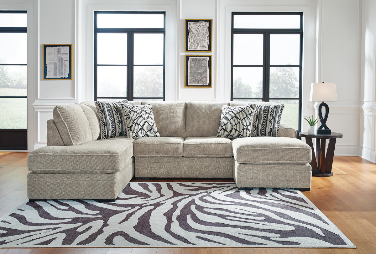 Calnita 2-Piece Sectional with Chaise Velvet
