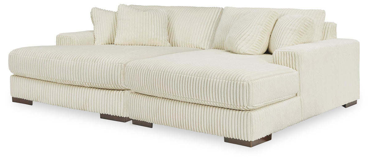 Lindyn Super Chaise Velvet