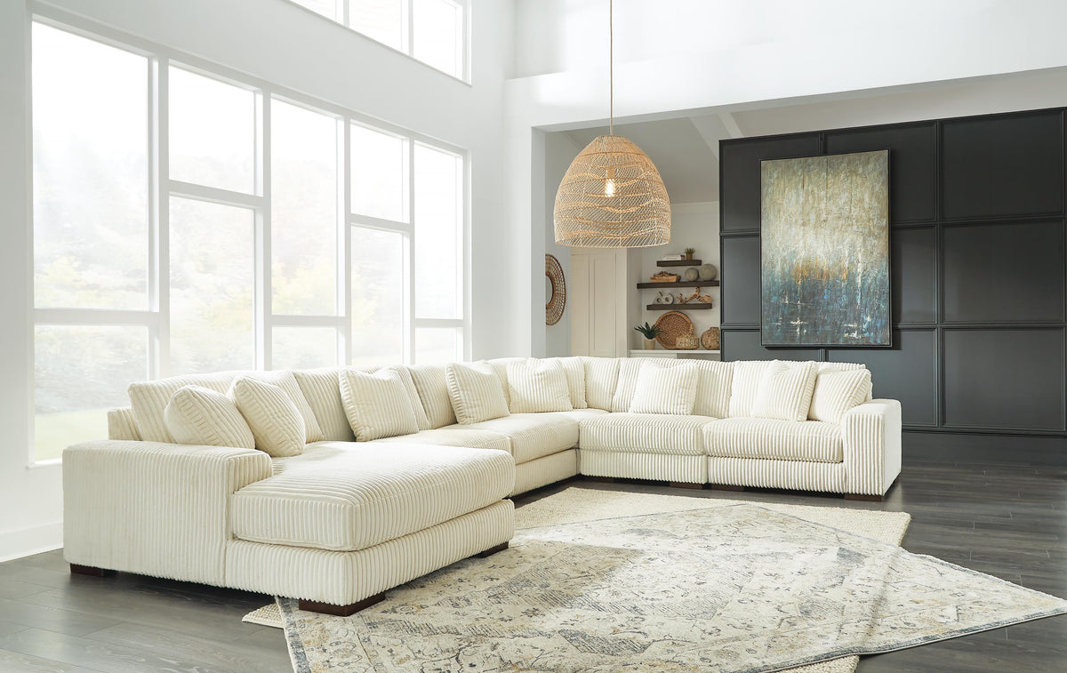 Lindyn 6-Piece Sectional with Chaise Velvet
