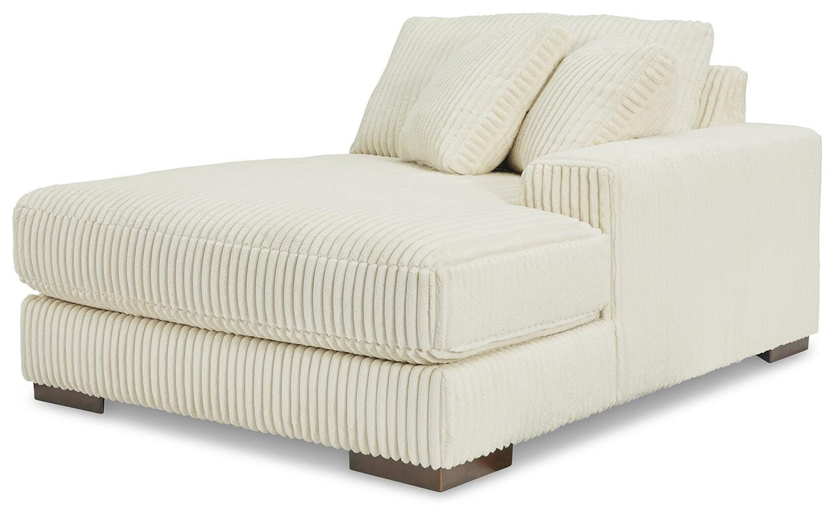 Lindyn Super Chaise Velvet