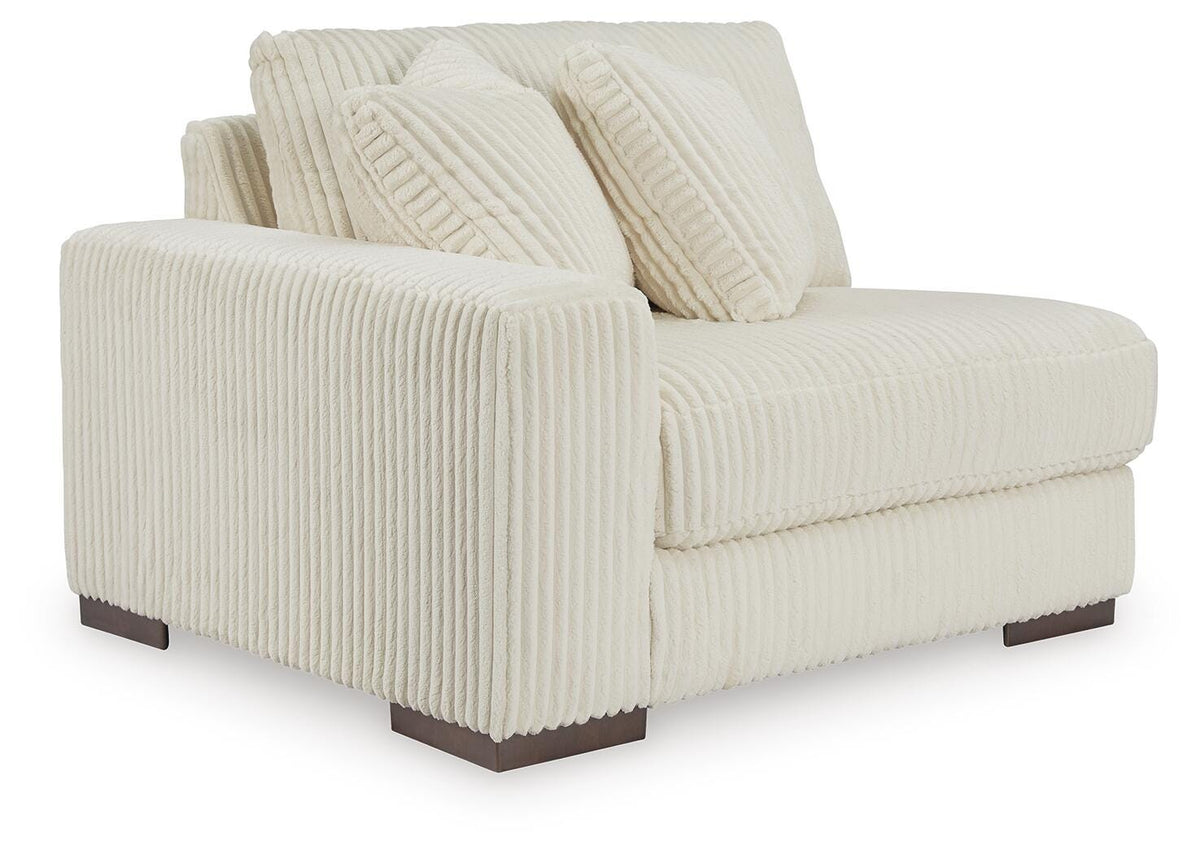 Lindyn 4-Piece Sectional with Chaise Velvet