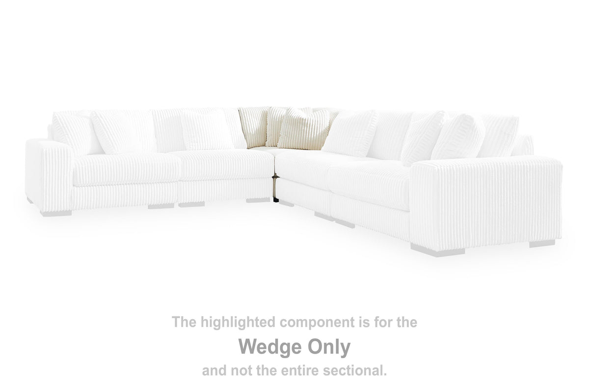 Lindyn Wedge Velvet