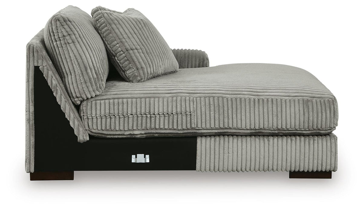 Lindyn 3-Piece Sectional and Chair