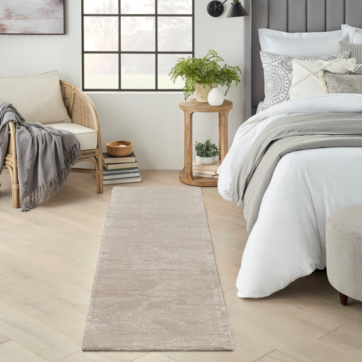 Ma30 Star SMR02 Taupe Ivory Rug - room scene