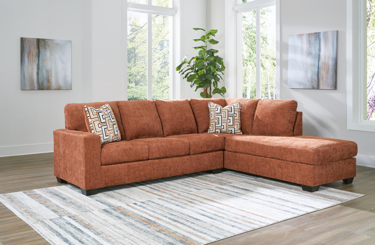 Aviemore 2-Piece Sectional with Chaise Chenille