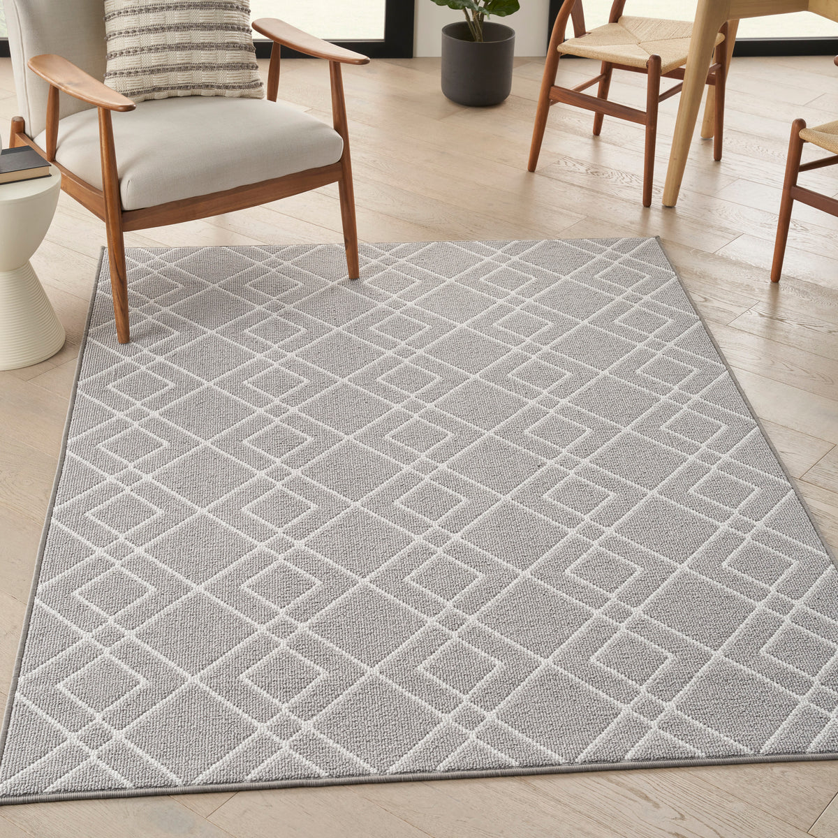 Modern Lines MOL01 Silver Rug - room scene