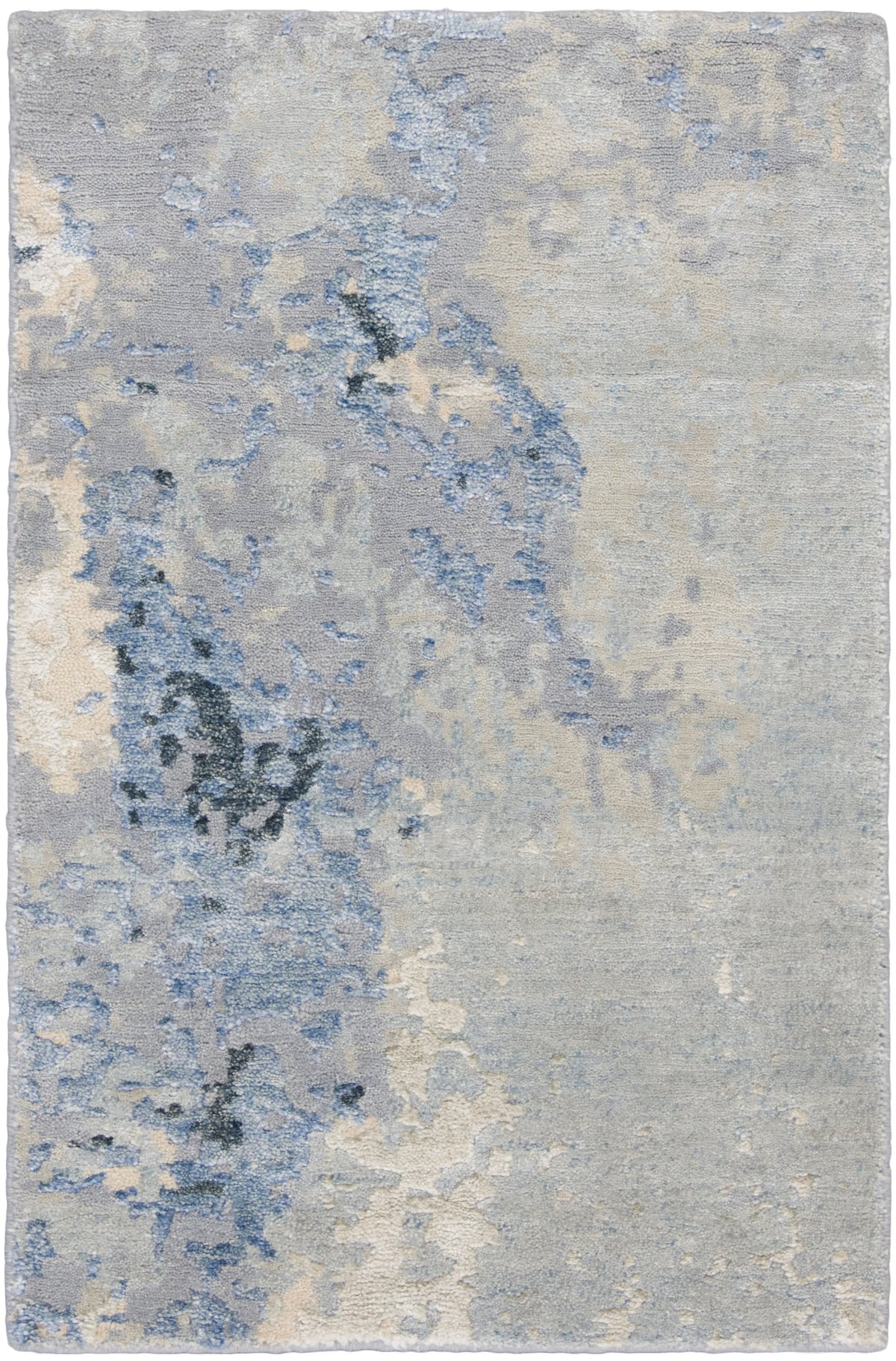 Silk Shadows SHA21 Blue Sky Rug - Rectangle