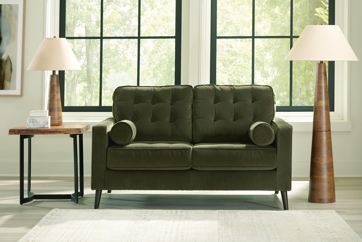 Reveon Lakes Loveseat Velvet