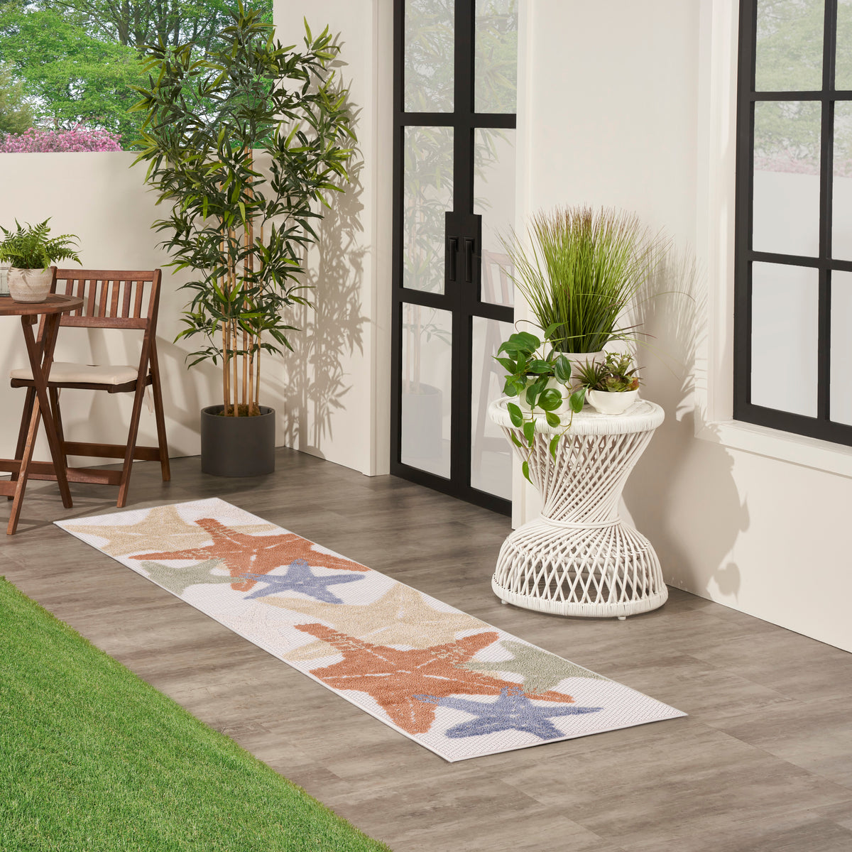 Aloha ALH28 Ivory Multicolor Rug - room scene