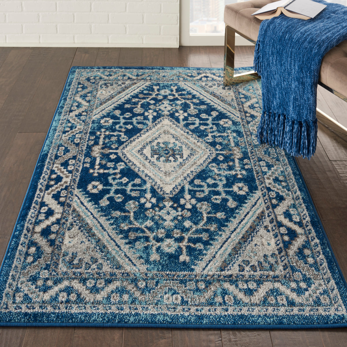 Persian Vintage PRV03 Ivory Blue Rug - room scene