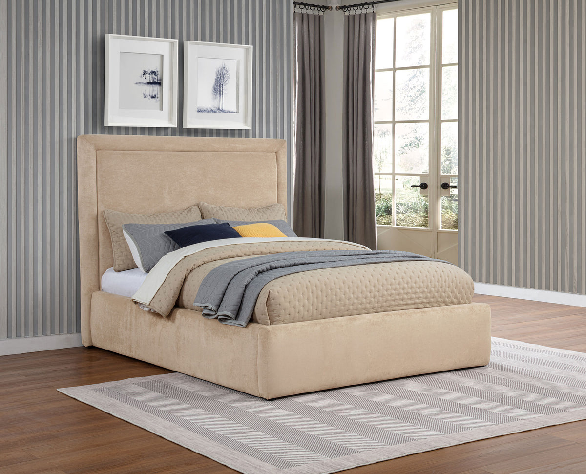 Lawson 54-inch Upholstered Platform Bed - Full, Light Saddle
