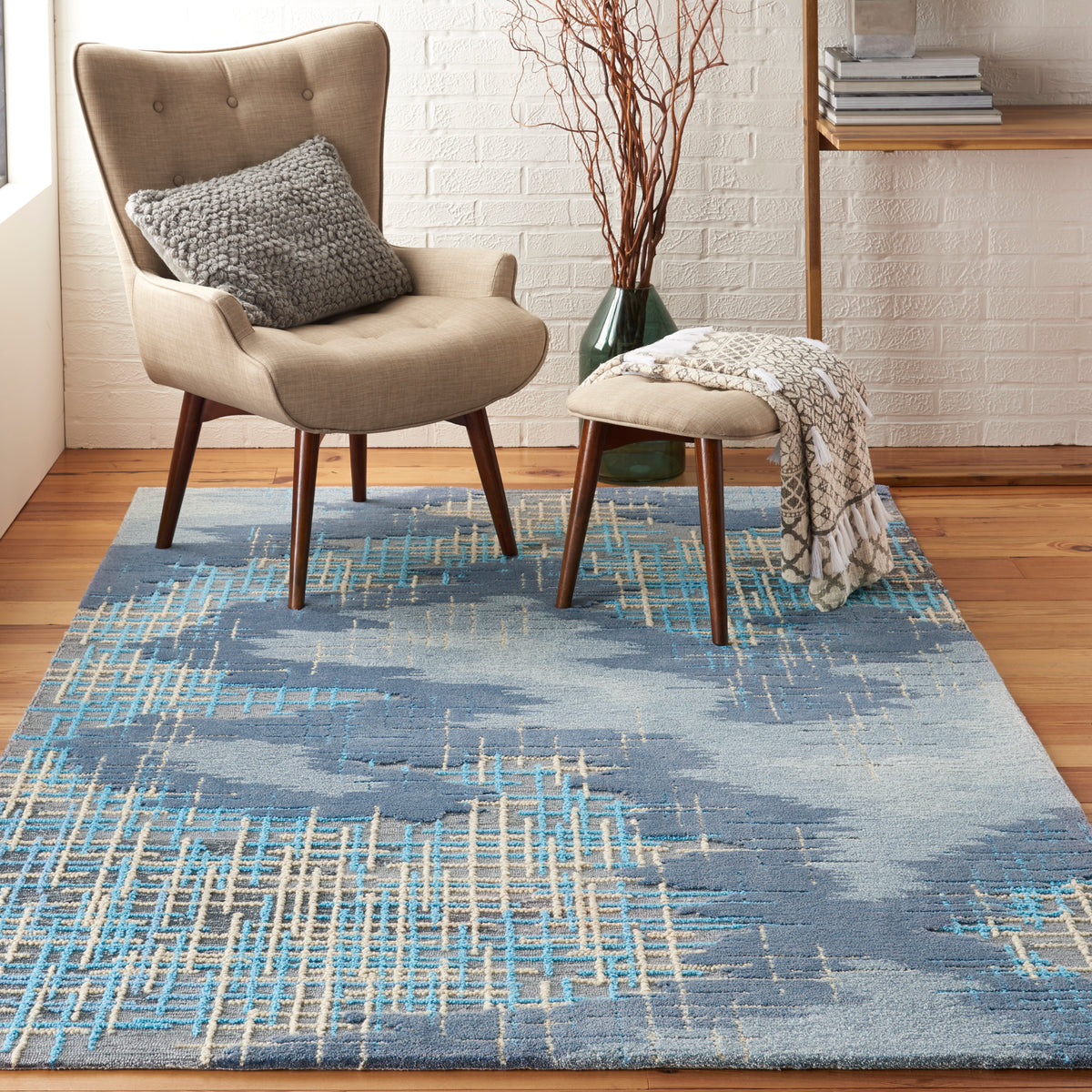 Symmetry SMM08 Blue Beige Rug - room scene