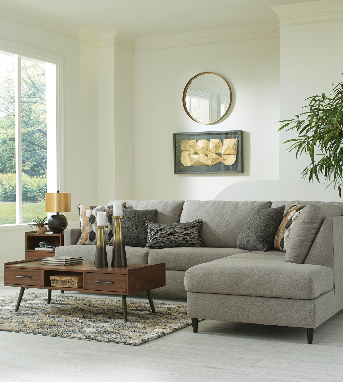 Santasia 2-Piece Sectional with Chaise Chenille