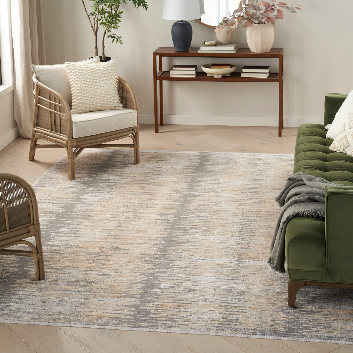 Abstract Hues ABH03 Grey Gold Rug - room scene
