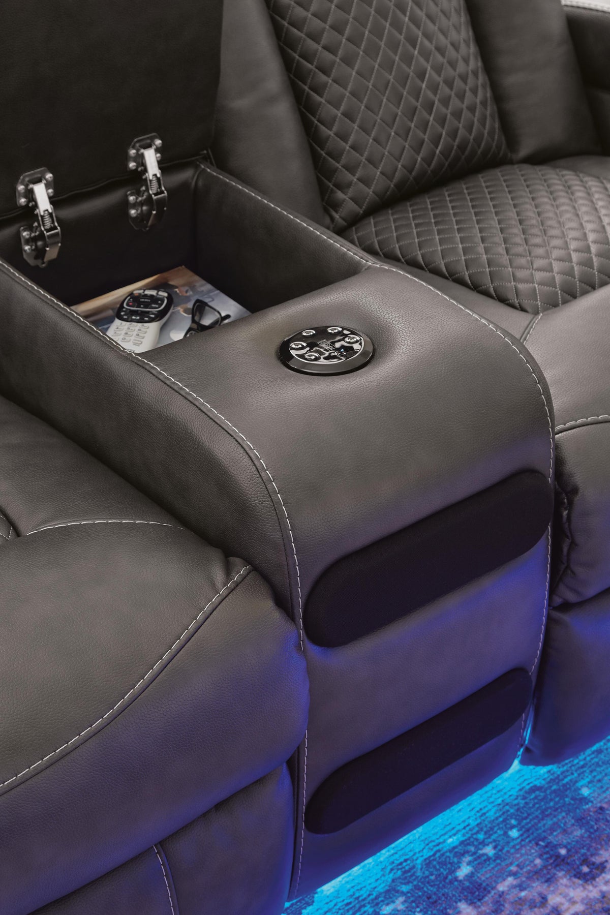 Fyne-Dyme Power Reclining Sofa, Loveseat and Recliner