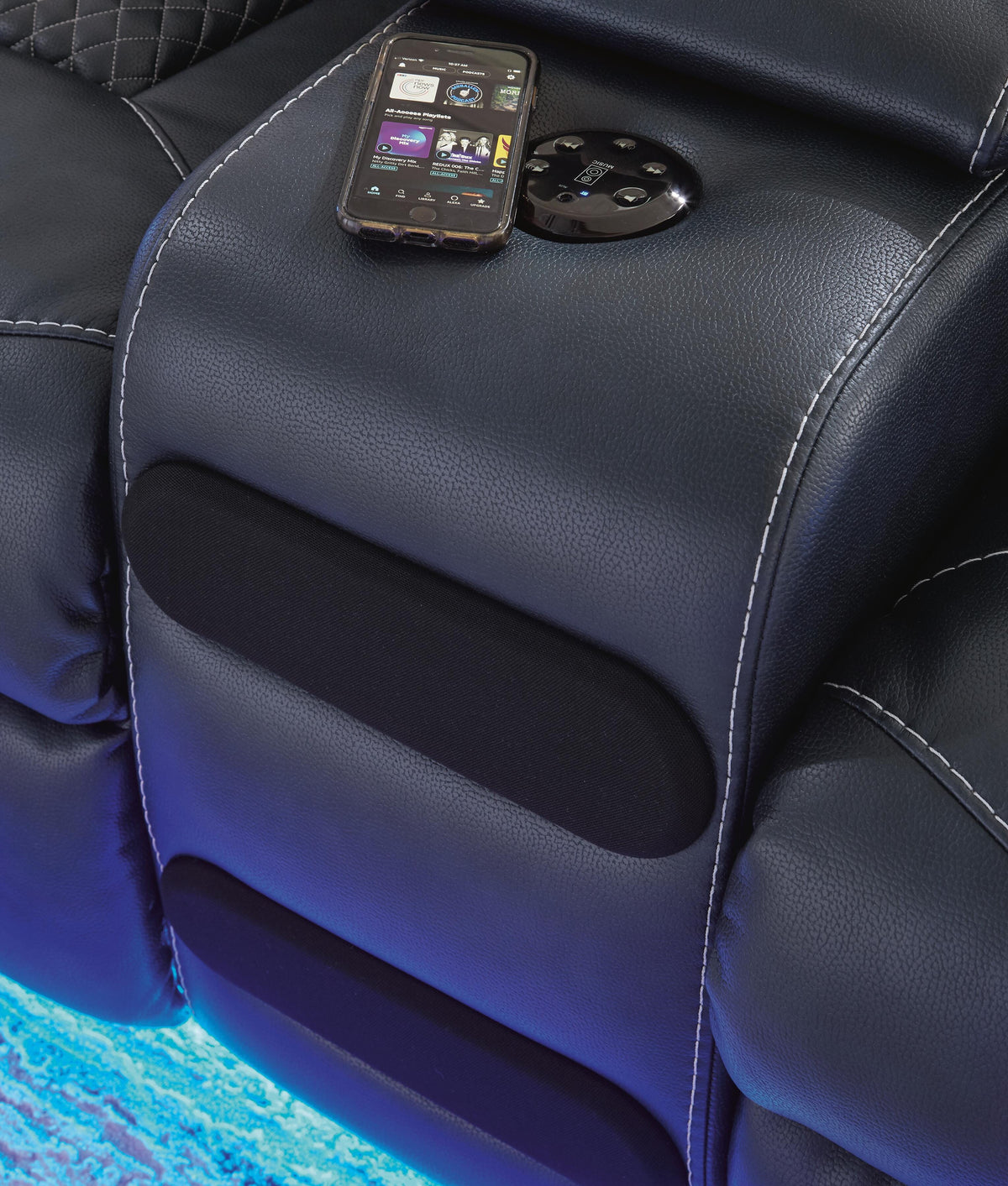 Fyne-Dyme PWR REC Loveseat/CON/ADJ HDRST Faux Leather