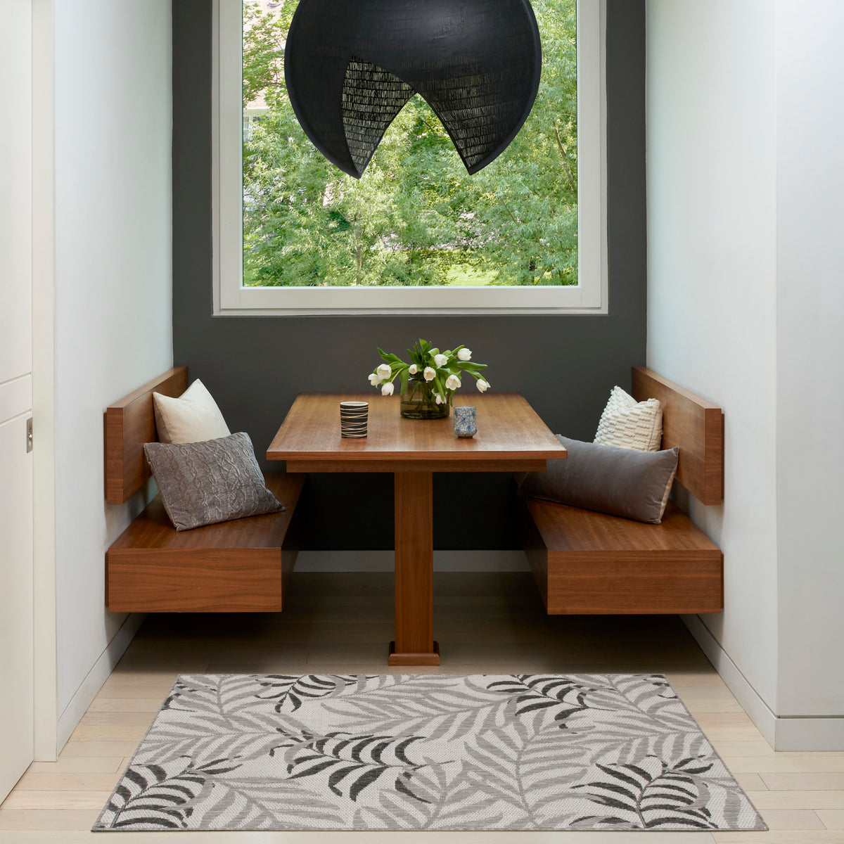 Garden Oasis GOA01 Grey Rug - room scene