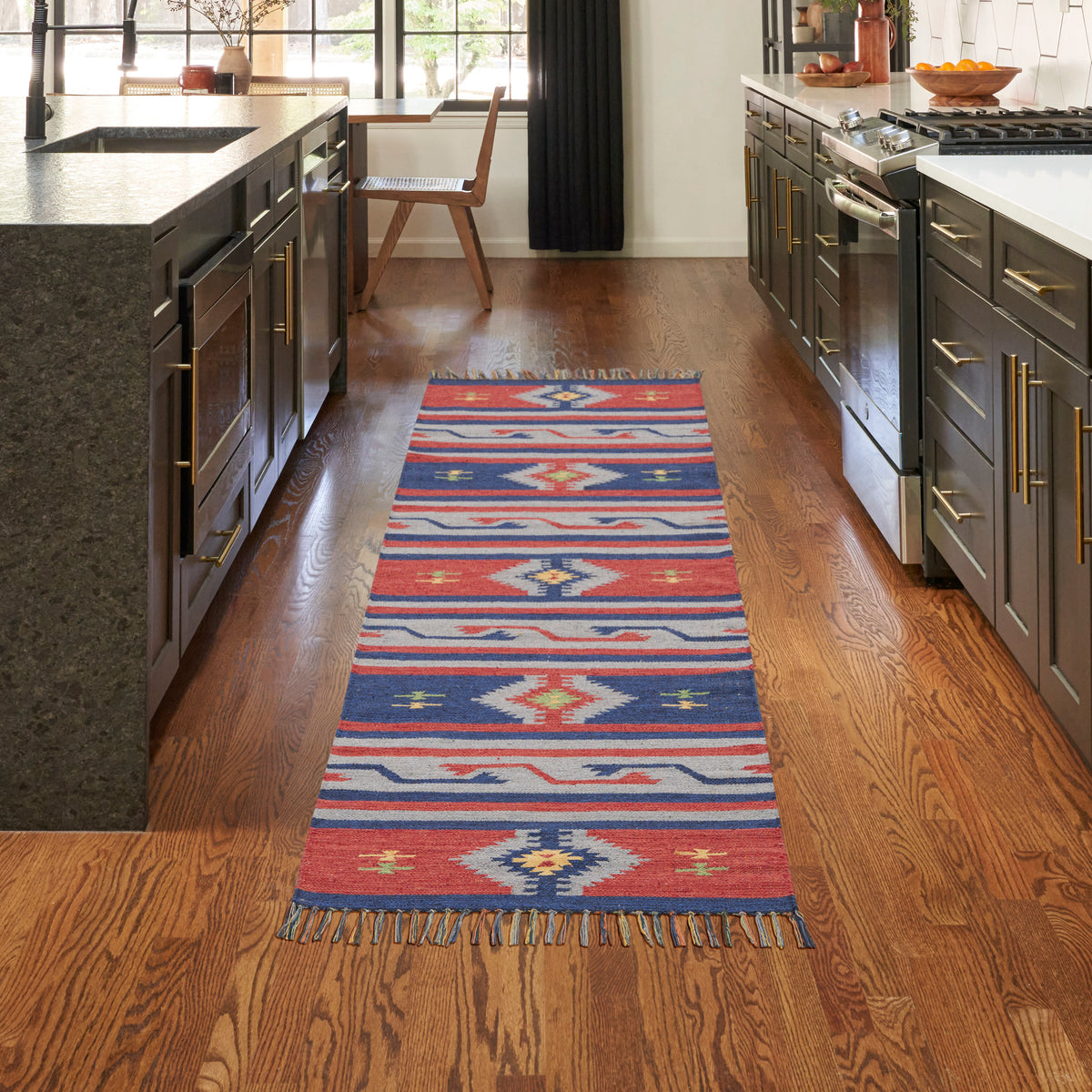 Baja BAJ03 Blue Red Rug - room scene