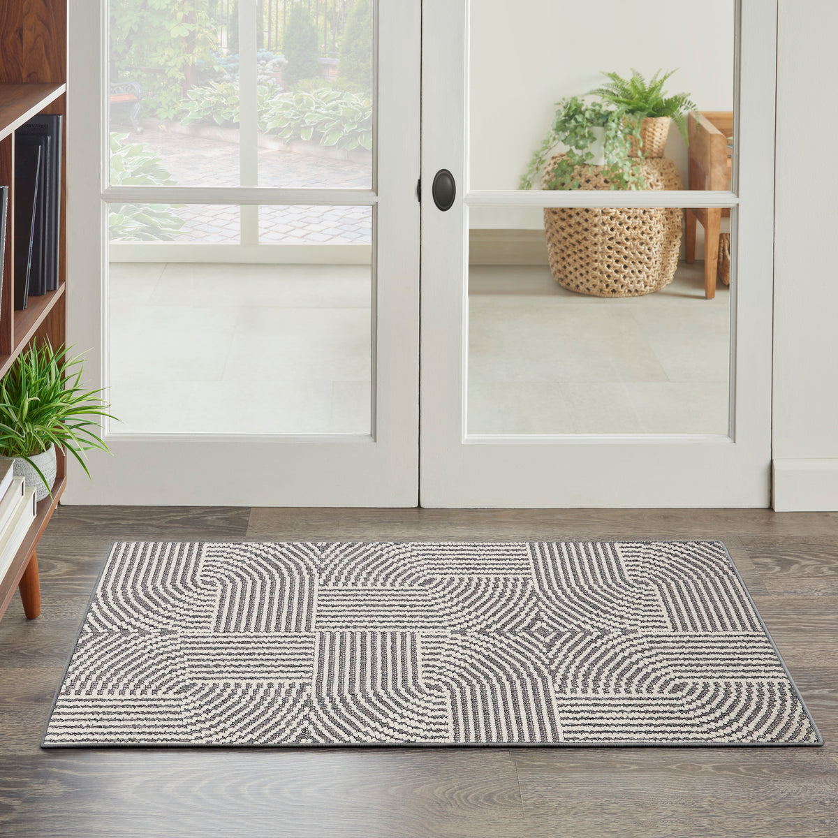 Natural Texture NTX02 Charcoal Ivory Rug - room scene