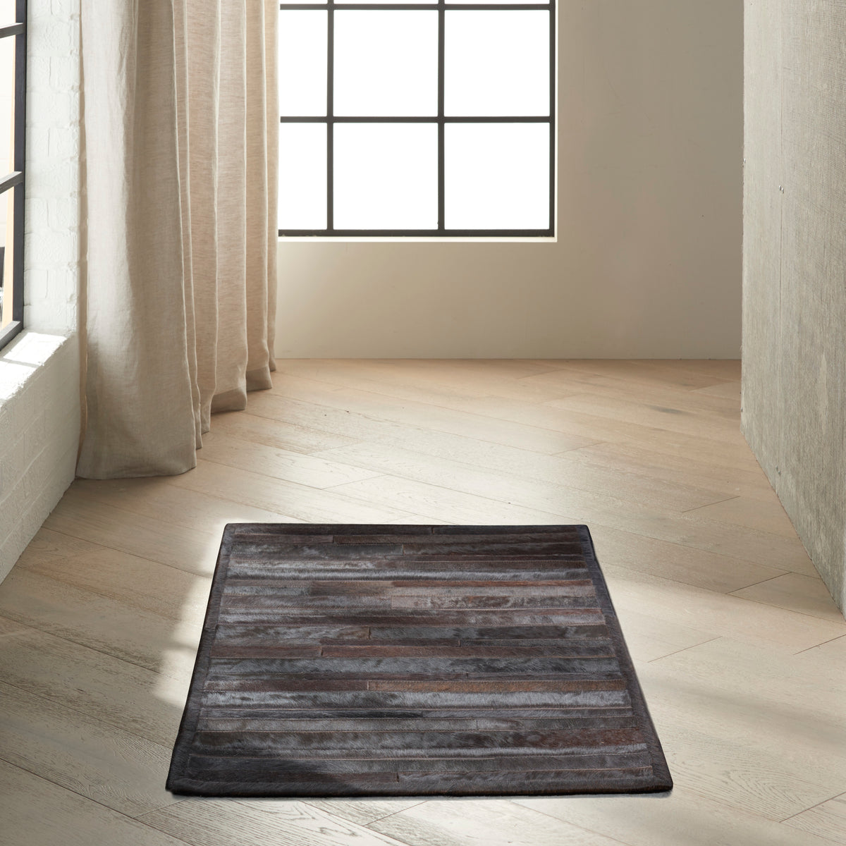 Prairie PRA1 Black Rug - room scene