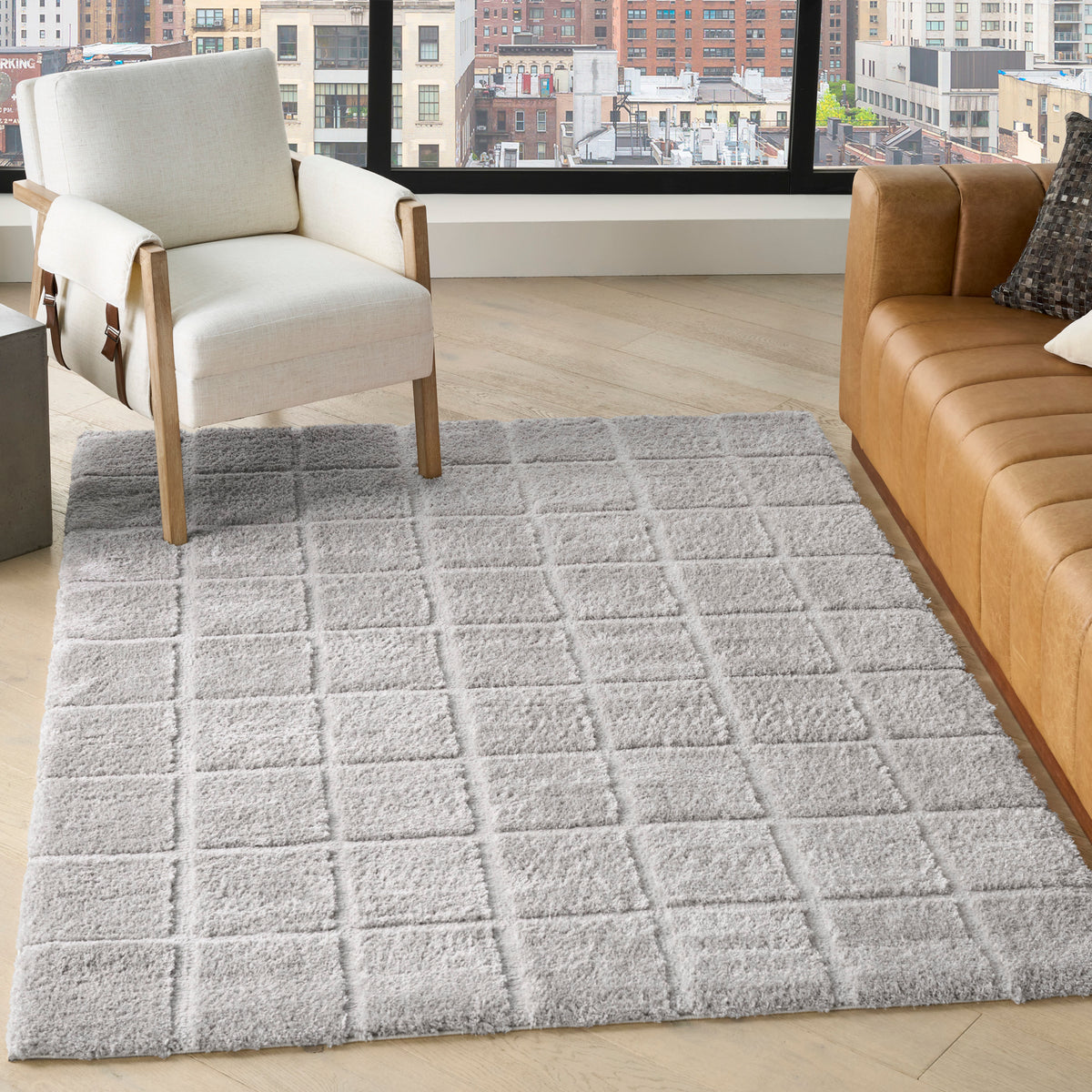 West End Ave WTE01 Grey Rug - room scene