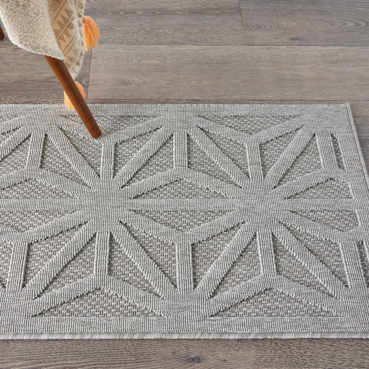 Cozumel CZM01 Light Grey Rug - room scene