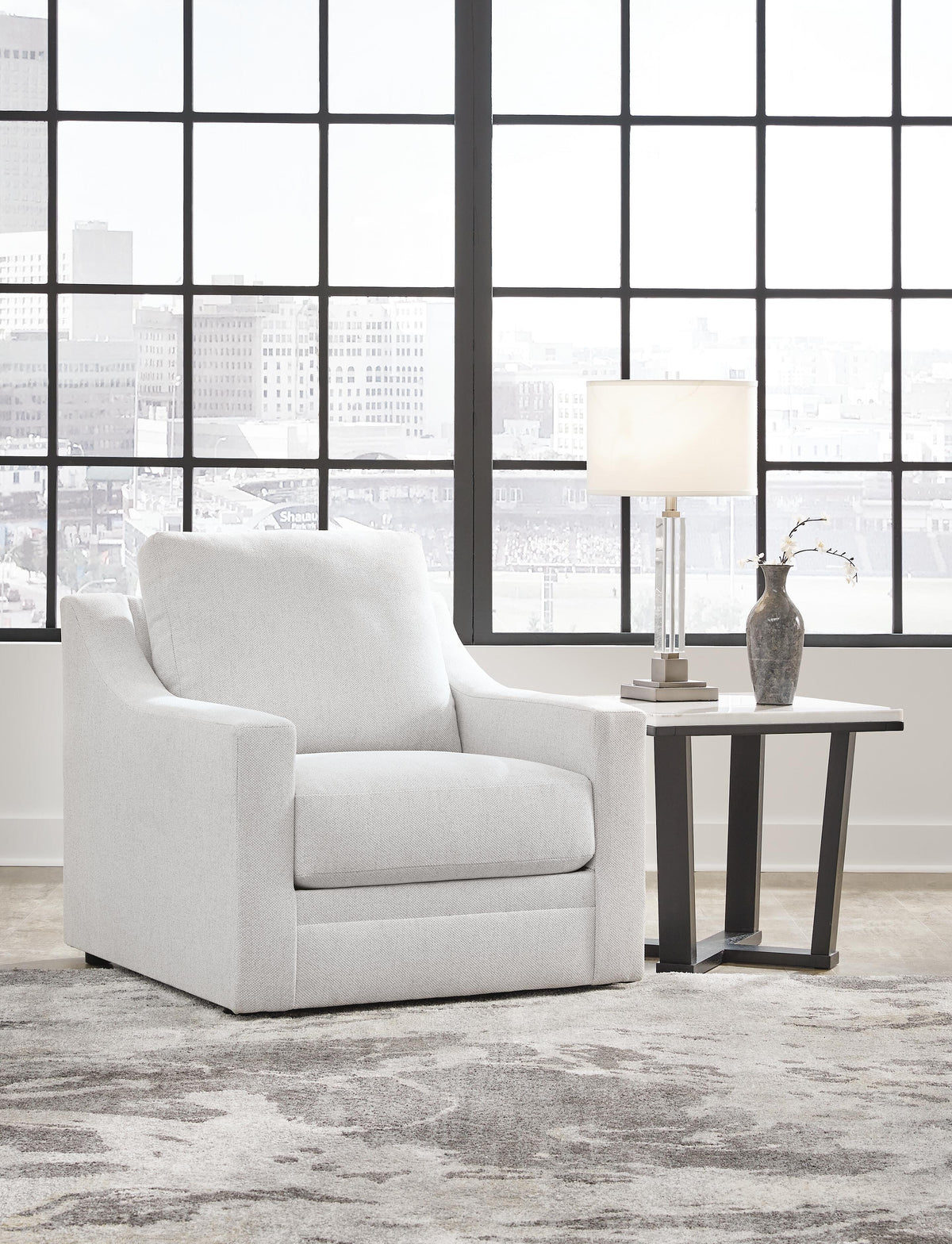 Maitelynn Chair Chenille