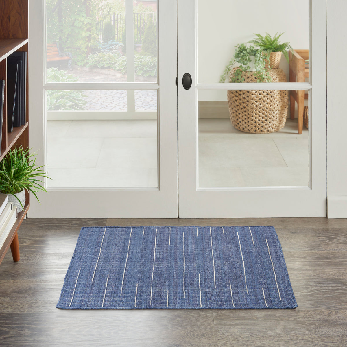 Interweave IWV01 Navy Rug - room scene