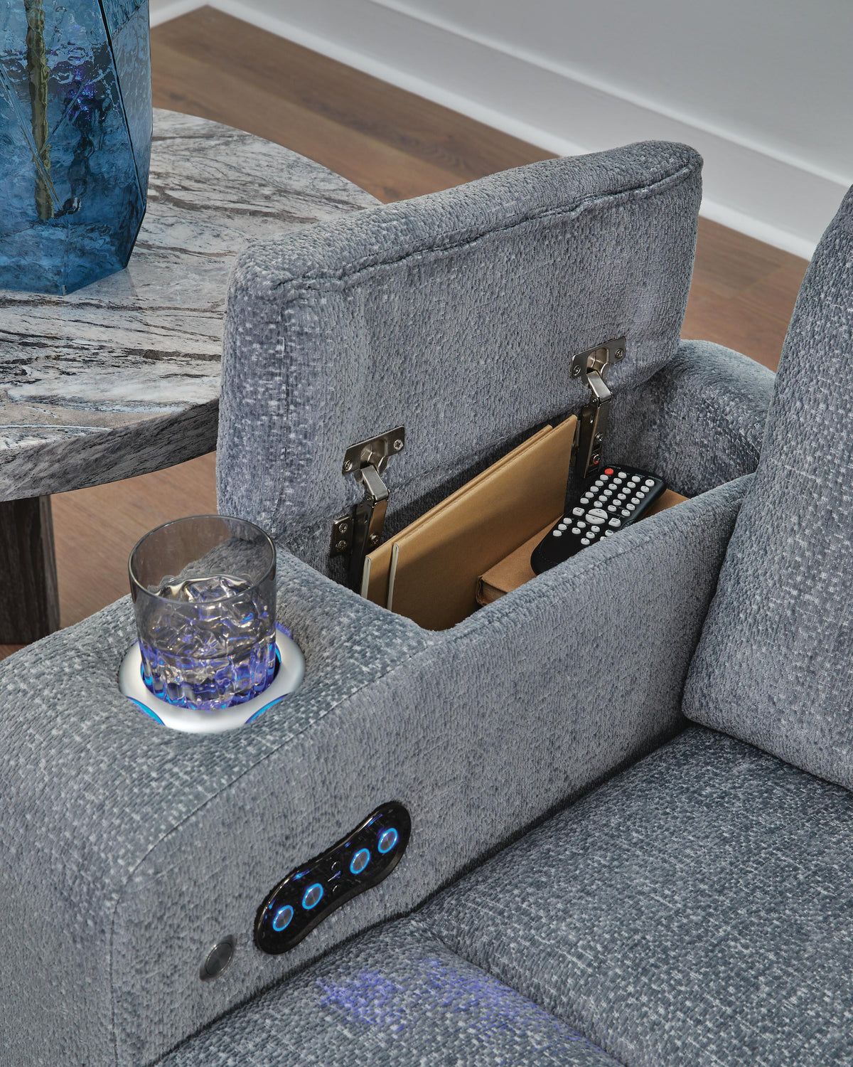 Studio Cave PWR REC Loveseat/CON/ADJ HDRST Chenille Next-Gen Nuvella™ Performance Fabric