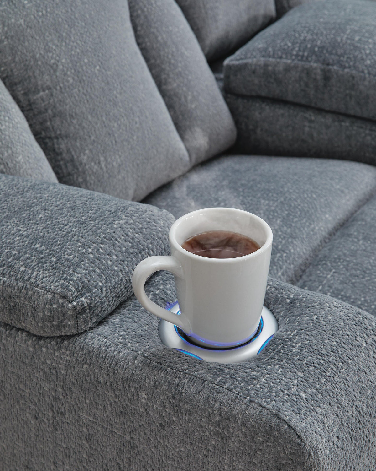 Studio Cave PWR REC Loveseat/CON/ADJ HDRST Chenille Next-Gen Nuvella™ Performance Fabric