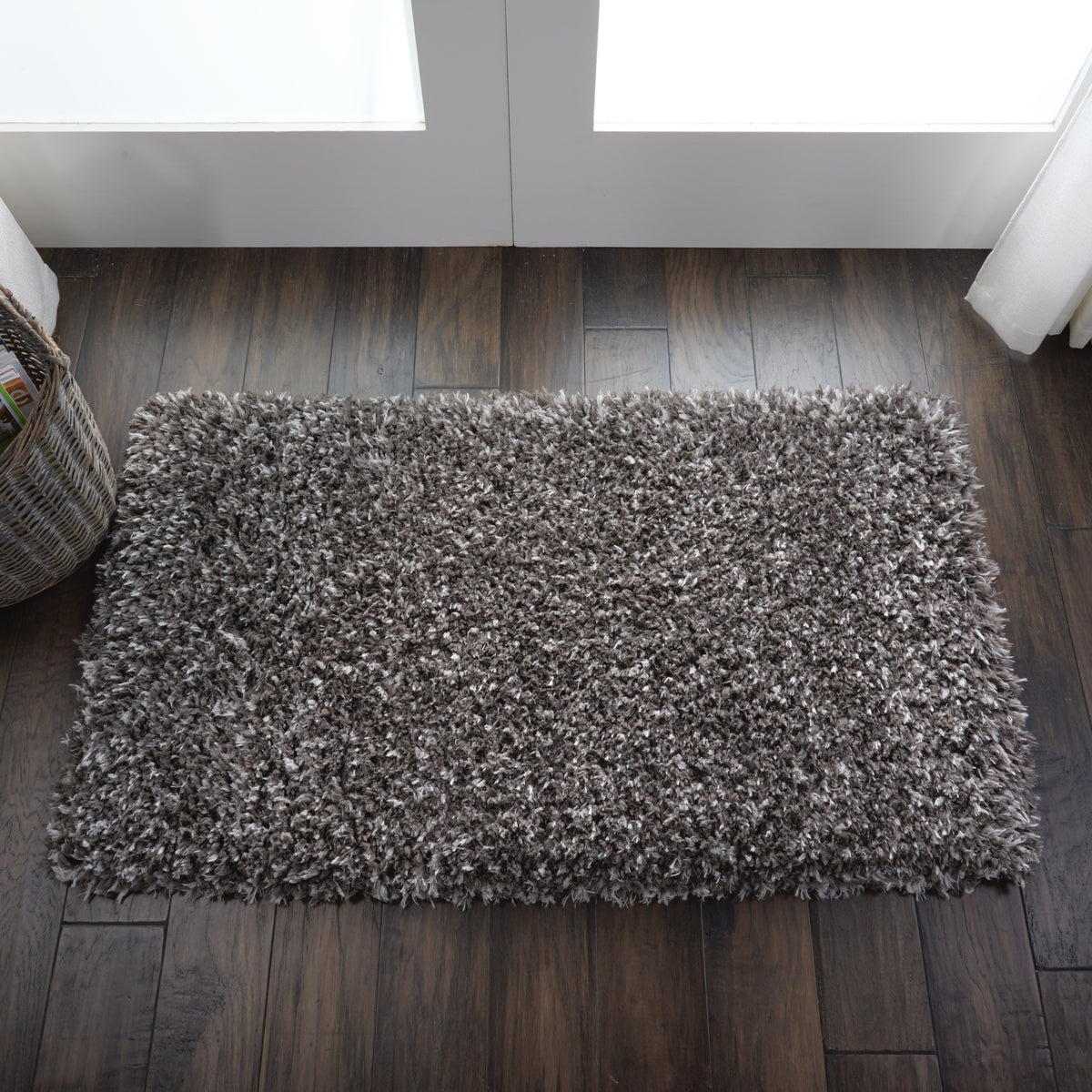 Luxe Shag LXS01 Charcoal Rug - room scene