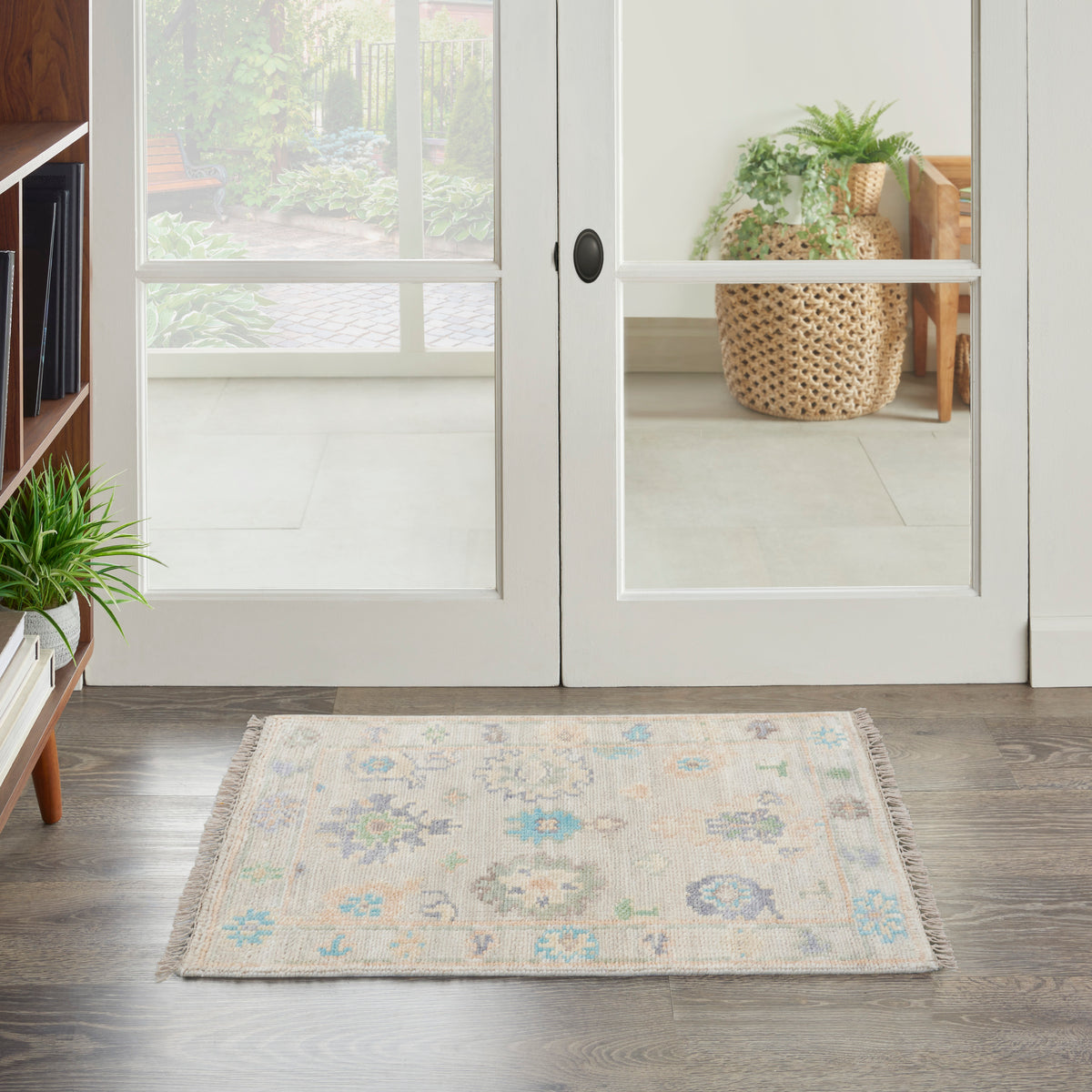 Odessa ODS07 Ivory Multicolor Rug - room scene
