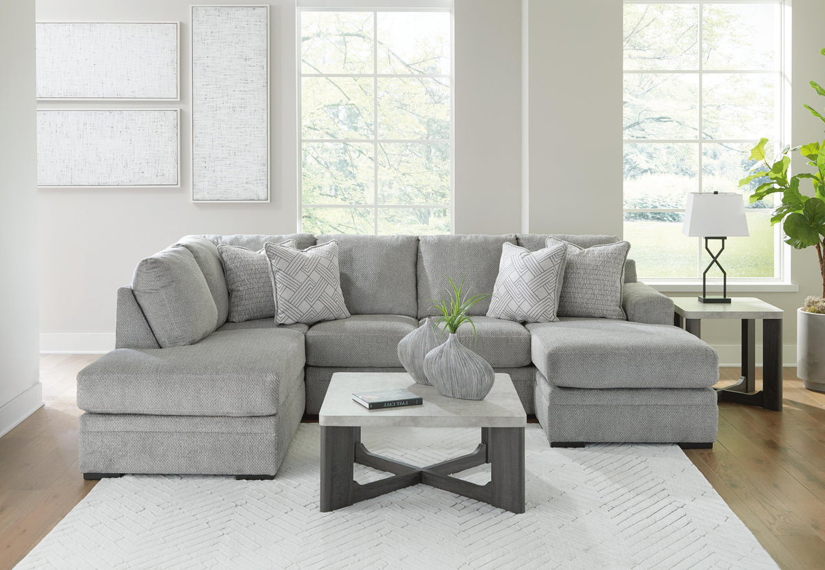 Casselbury 2-Piece Sectional with Chaise Velvet