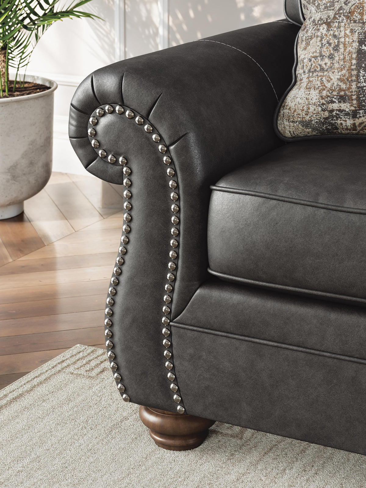 Chasemore Sofa Faux Leather