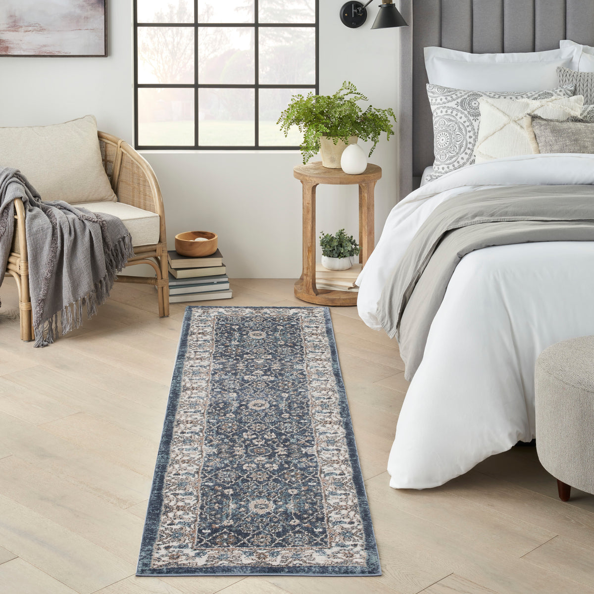 American Manor AMR01 Blue Ivory Rug - room scene