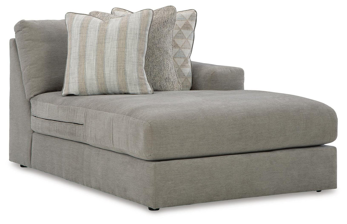 Avaliyah 4-Piece Sectional Chenille