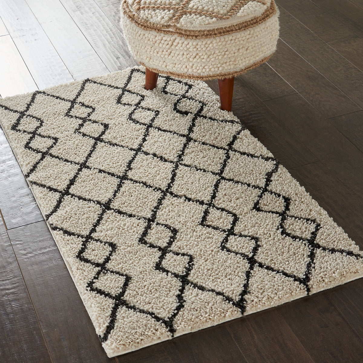 Martil MAT01 Ivory Charcoal Rug - room scene