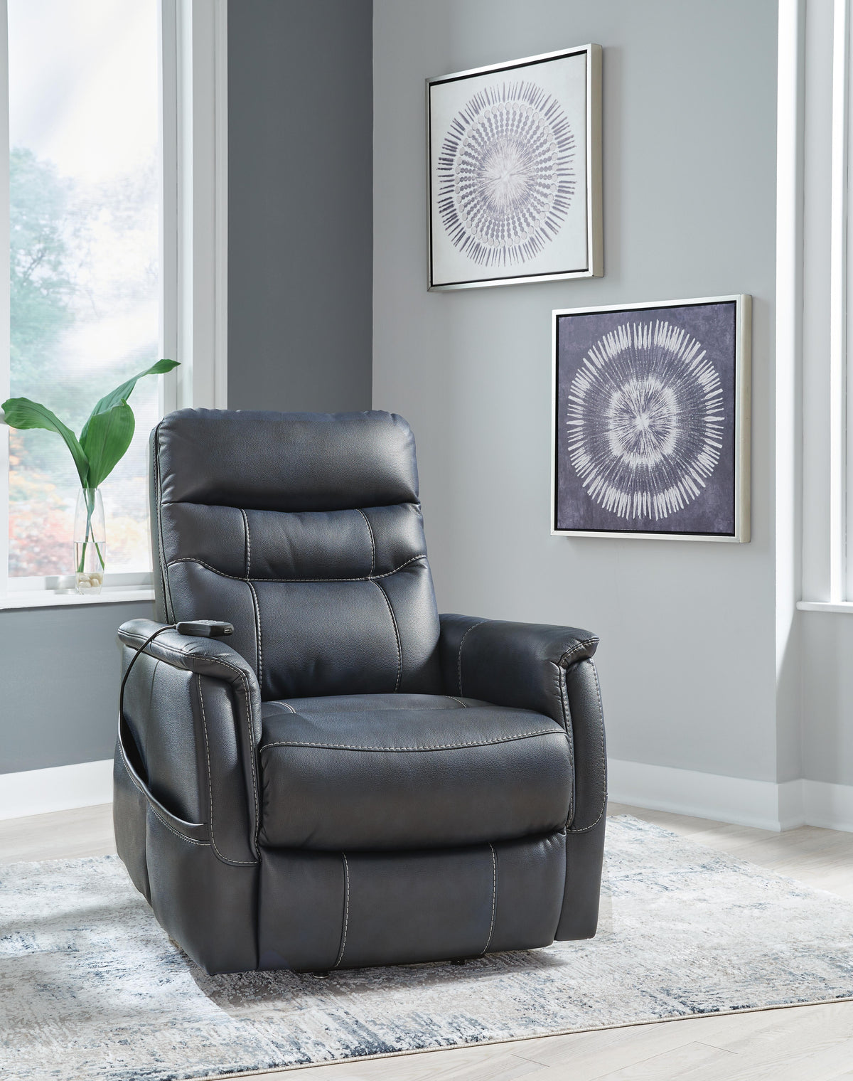 Strawbill Power Lift Recliner Faux Leather