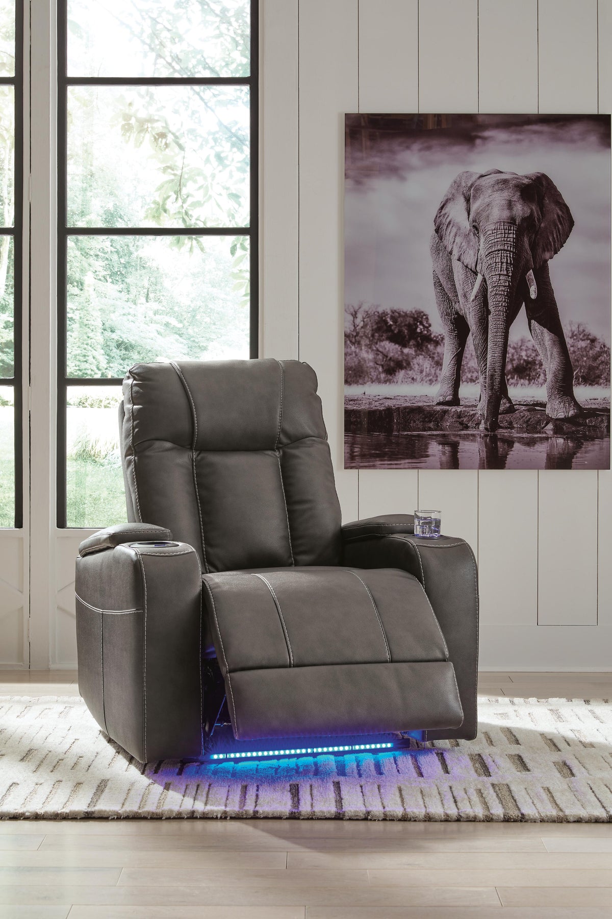 Feazada PWR Recliner/ADJ Headrest Faux Leather