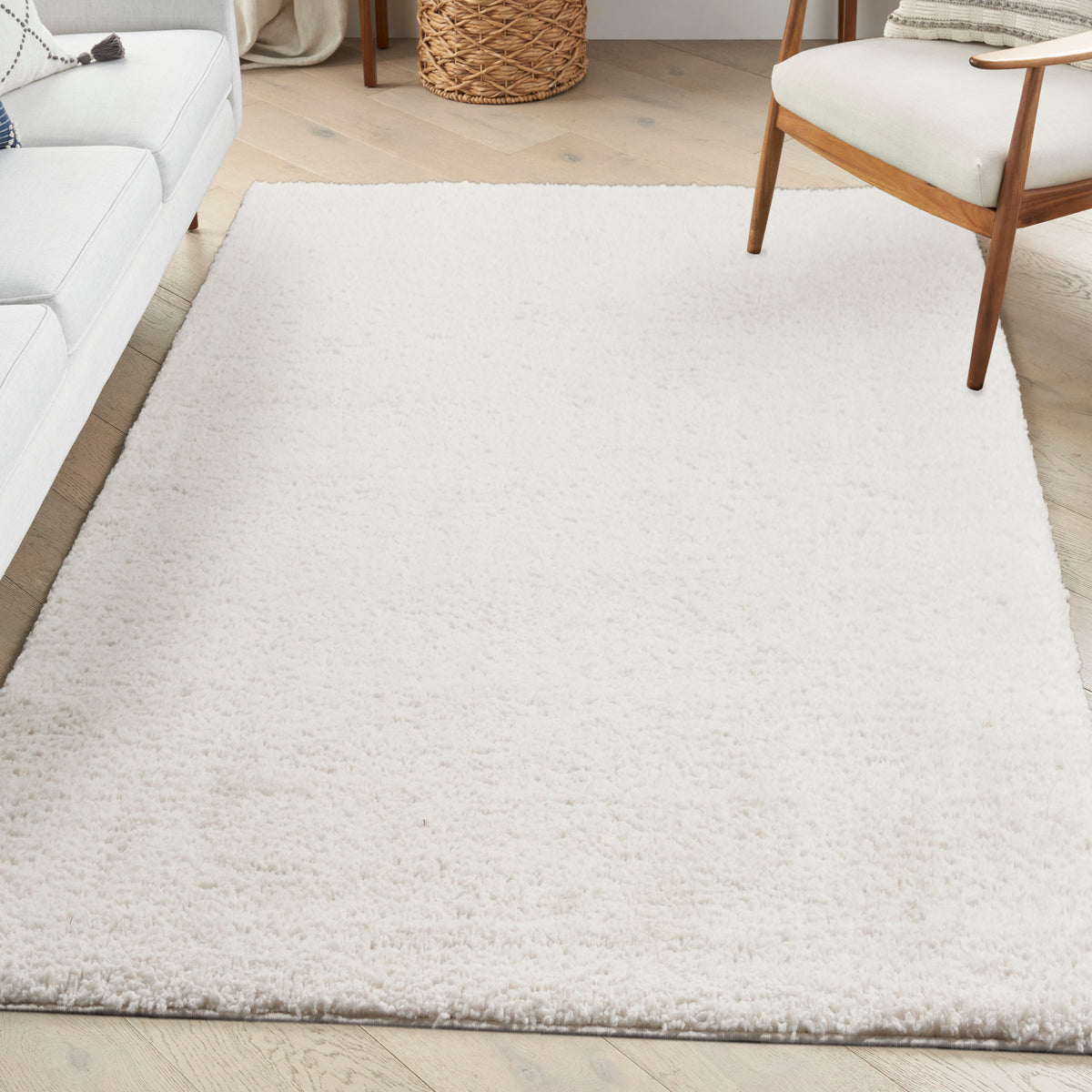 Modern Shag MMD02 Ivory Rug - room scene