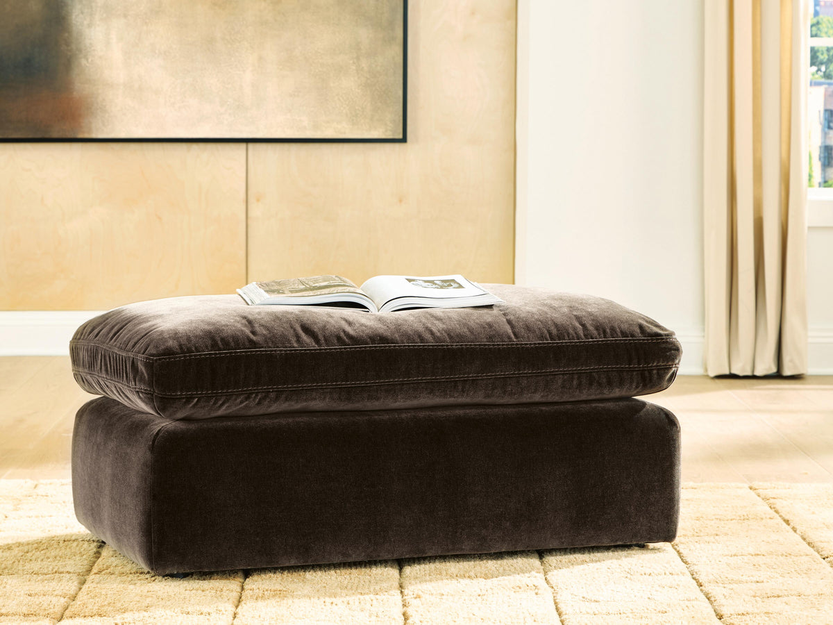 Maxton Heights Ottoman Velvet Chenille