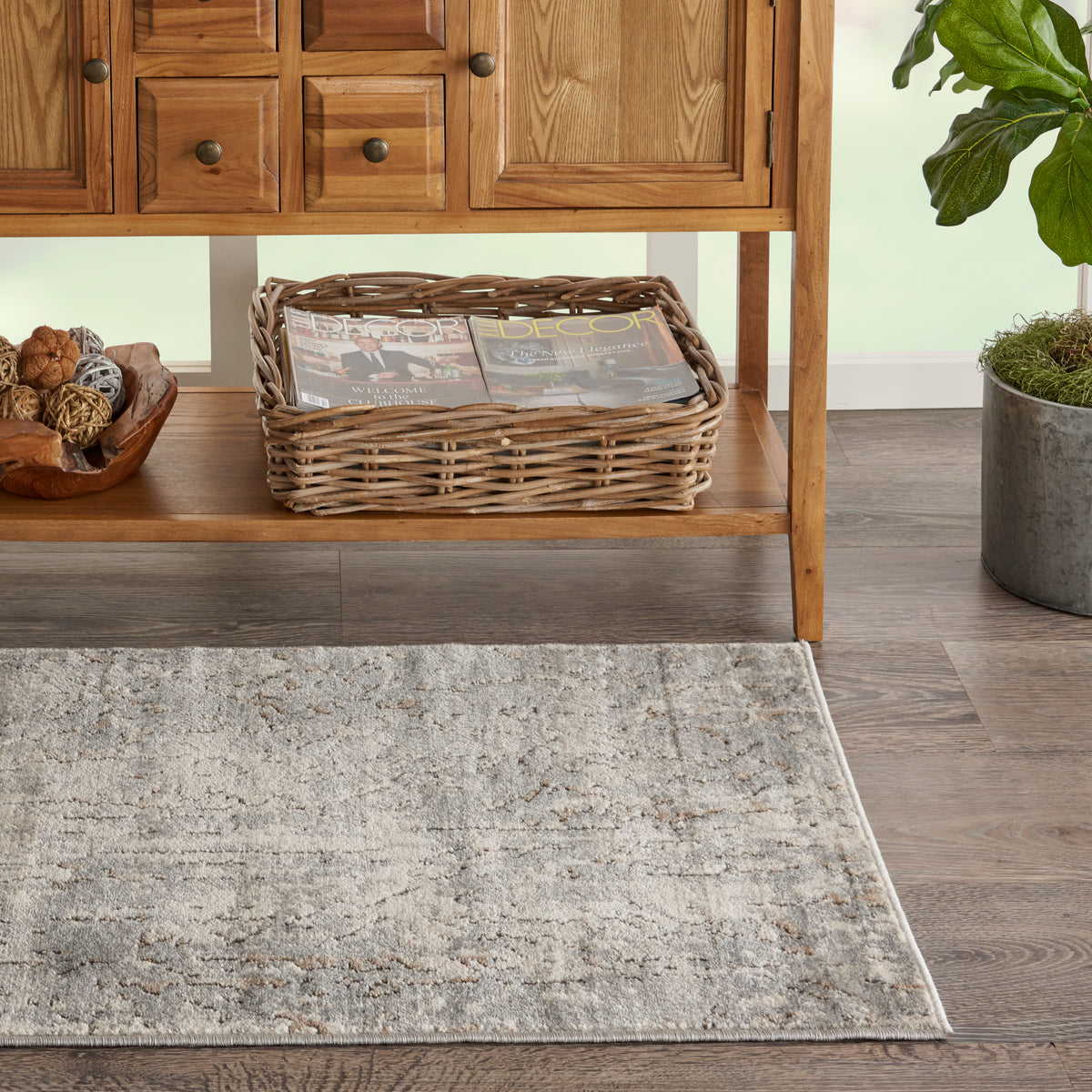 Quarry QUA03 Beige Grey Rug - room scene