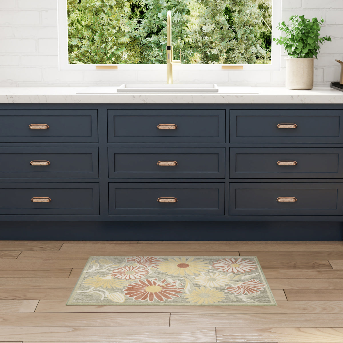 Aloha ALH33 Sage Rose Rug - room scene